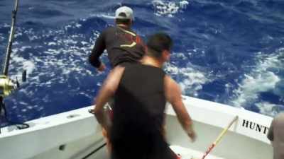 [indistinct] - Deadliest Catch: Bloodline