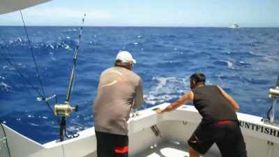 [indistinct] - Deadliest Catch: Bloodline