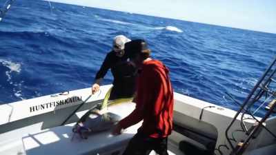 [indistinct] - Deadliest Catch: Bloodline
