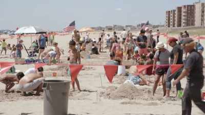 [indistinct shouting
and chatter] - The Hottest August