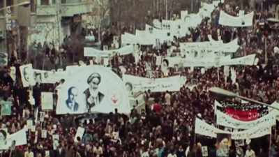 [indistinct shouting] - A Revolution on Canvas