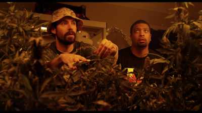 (indistinct shouting) - Grow House