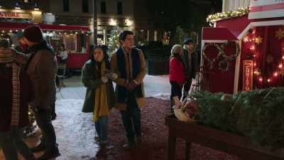 [indistinct singing] - The Christmas Setup