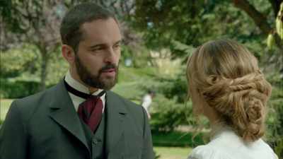 [ Indistinct talking ] - Grand Hotel