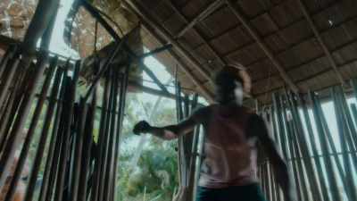 Inem, come, we can't stay
here longer, let's go now. - Shanty Town