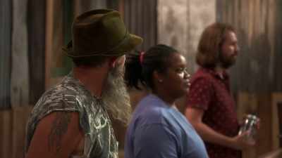 Inexperience will let you - Moonshiners: Master Distiller