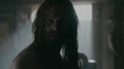 - [Ingrid grunts]
- [Erik gasps] - Vikings