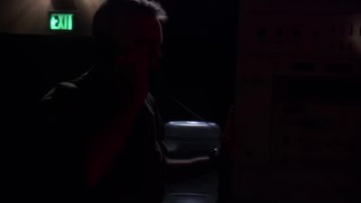 Initiate base lockdown! - Stargate SG-1