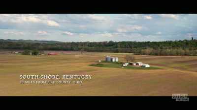 [insects chirping] - The Pike County Murders: A Family Massacre