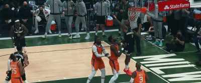 Inside, Antetokounmpo.
Puts up the one-hander. - Giannis: The Marvelous Journey