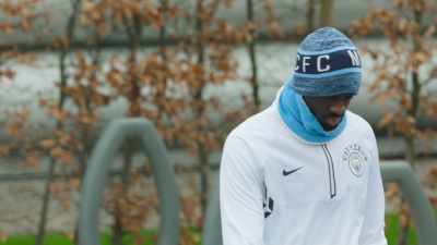 Insisting that on some details
you can better to maintain the focus. - All or Nothing: Manchester City