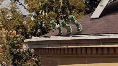 [instructive babbling] - Alien TV