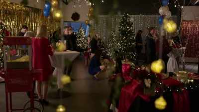 (instrumental Christmas
music playing) - My Christmas Guide