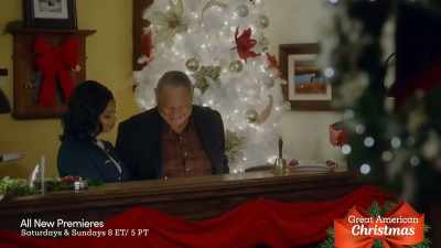 [INSTRUMENTAL "DECK THE HALLS"] - A Christmas Miracle for Daisy