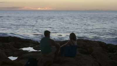 [instrumental music] - Romance in Hawaii