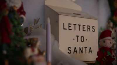 [instrumental music] - The Holiday Proposal Plan