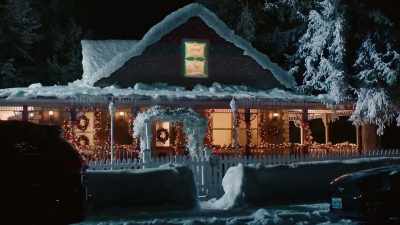 [instrumental
"O Christmas Tree"] - Once Upon a Main Street