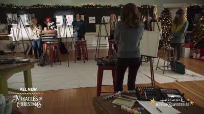 [instrumental of
"Joy to The World"]
♪ - A Glenbrooke Christmas