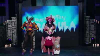 [intense music] - The Boulet Brothers' Dragula: Titans