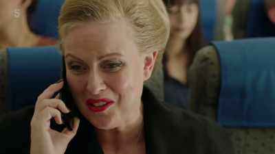INTERCOM:Ladies and gentlemen,
apologies for the delay. - The Madame Blanc Mysteries