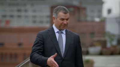 International businessman
Alan Bender - Trump Card