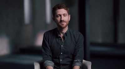 -[interviewer] Are we rolling? Everybody?
-[crew members reply] - The Social Dilemma