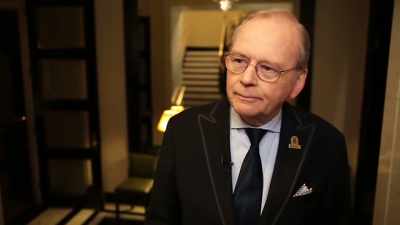 [interviewer] I heard Marilyn
Monroe used to come in - Always at The Carlyle