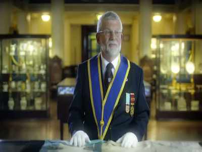 [interviewer] What do you know about
Freemasons and the French Revolution? - Inside the Freemasons