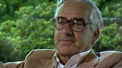 Interviewer: When an
independent historian sits down, - Trees and Other Entanglements