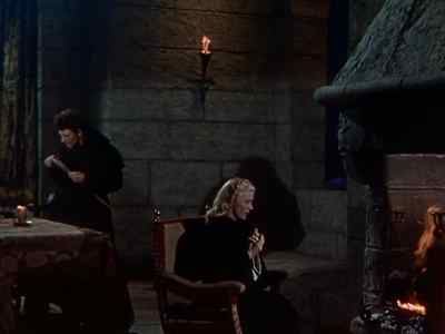 Into the bedchamber, quick! - The Bandit of Sherwood Forest