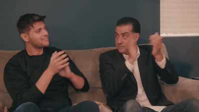(investors clapping) - Amor Emanuelle
