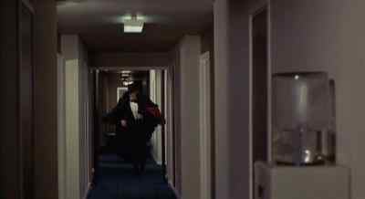 IP!
Harper: QUICK, BRADSHA
W! HE'’’S GIVEN US THE SL - Madhouse