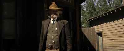 ¿Ese es el botiquín
de mi esposa? - Bone Tomahawk