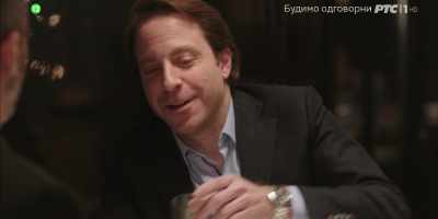 -  ¿Sabes?
- Salud, amigo. - Ajvar