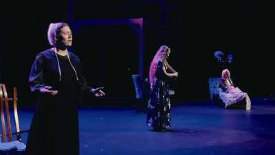♪ ¿Tu cabello se parece mucho al mío? - The Confession Musical
