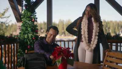 -[iris] girl, I'm not.
-[laughing] - Christmas on the Menu