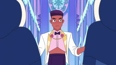 Is that a...? [gasps] Oh, no! - She-Ra and the Princesses of Power