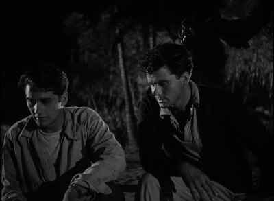 - Is she all right?
- She's alive. - Revenge of the Creature