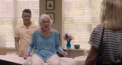 - Is that all?
- Y-Yeah, that's all. - Queen Bees