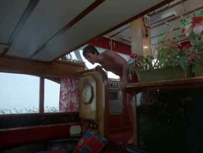 Is anyone aboard? - Man from Atlantis
