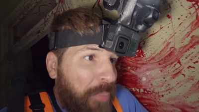 Is anyone else creeped out by this? - Deadstream