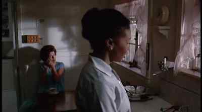   - Is anything wrong, Effie?
  - No, Miss Gerber. - Sparkle