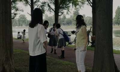 - Is Baku Torii really here?
- Yeah, look! - Asako I & II