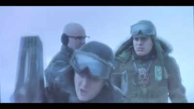 - Is that bazooka ready?
- Yes, sir. Loading now. - Mickey 17