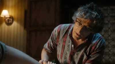 Is that because
of the... the venom? - Lodge 49