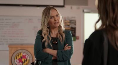 Is that better? - Chesapeake Shores