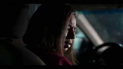 -Is that better?
-[vehicle approaching] - Blood Sisters
