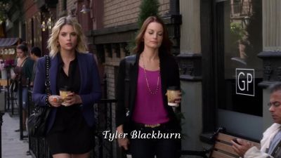 IS CALEB HAVING FUN
WITH HIS DAD? - Pretty Little Liars