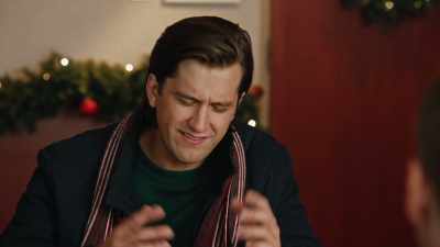 Is that cool? I just need
to talk to Hope first. - The Jinglebell Jubilee