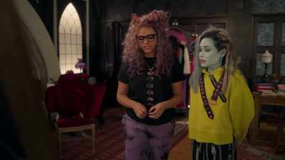 Is my daughter there? - Monster High 2